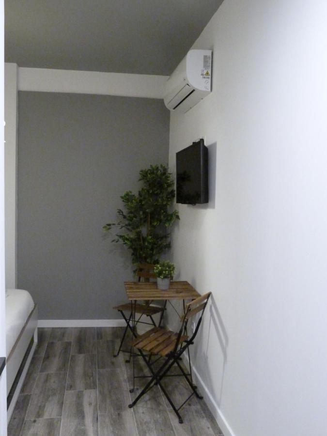 Intimo Y Acogedor "Algunos" Con Banera Hidromasaje Apartment Valencia Exterior photo